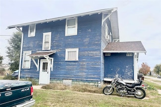 602 Woodbury St, Marshalltown, IA 50158