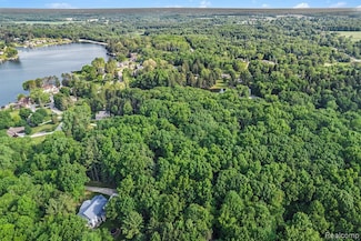 0 Parkwood Dr, Tyrone Township, MI 48430