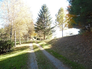 1721 Potomac Highlands Trail, Dunmore, WV 24934