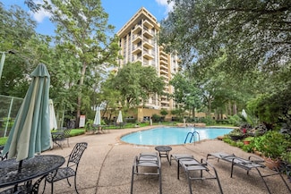 14655 Champion Forest Dr Unit 504, Houston, TX 77069