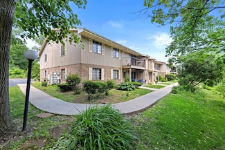 8121 W Oklahoma Ave Unit 8121, Milwaukee, WI 53219