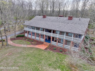 4226 Dolphin Rd, Louisville, KY 40220