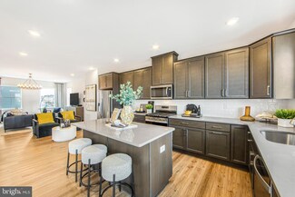 55 E Front St, Bridgeport, PA 19405