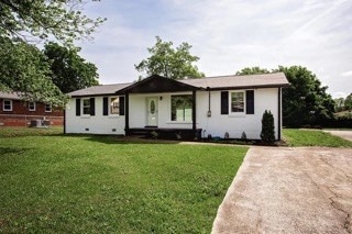 4038 Meadow Hill Dr, Nashville, TN 37218