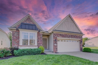 1525 Woodside Hills Dr, Saint Peters, MO 63376