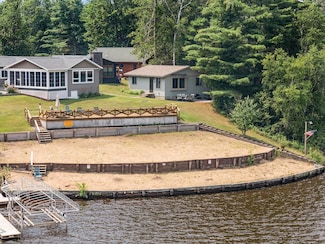 1915 Summer Breeze Ln Unit 8, Tomahawk, WI 54487