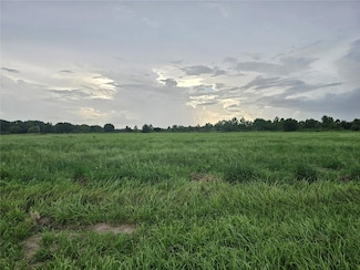 837 Campbell Rd, Fort Meade, FL 33841