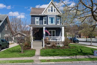 802 Jones St, Hollidaysburg, PA 16648
