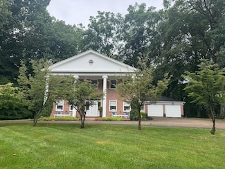 105 Dogwood Ln, Lancaster, OH 43130