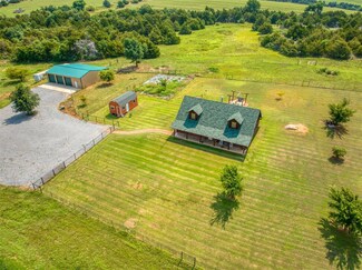 25501 Britton Rd NW Unit NW, Geary, OK 73040