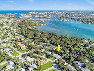 108 W Norfolk Rd, Jupiter, FL 33469