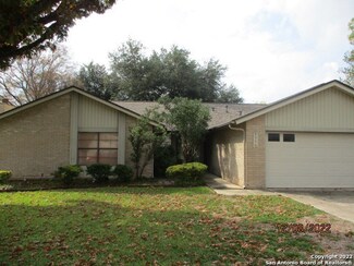 3550 Forest Glade St, San Antonio, TX 78247