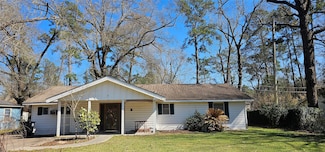 315 Maplewood St, Kountze, TX 77625