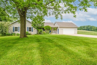 81280 68th St, Watervliet, MI 49098