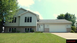 309 Homestead Rd, Mankato, MN 56001