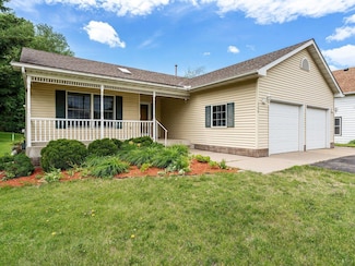508 6th St S, Waterville, MN 56096