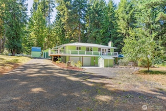8045 SE Willock Rd, Olalla, WA 98359