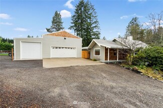 6096 E Collins Rd, Port Orchard, WA 98366