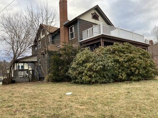 152 Chapin St, Southbridge, MA 01550