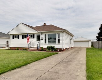 13516 Middlebrook Blvd, Brookpark, OH 44142