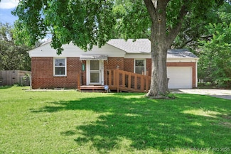5908 E 2nd St, Tulsa, OK 74112
