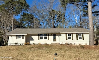 1816 Parkridge Dr, Jackson, MS 39211