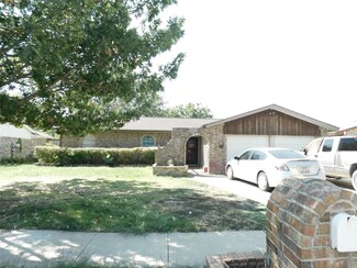 1002 Wembley Rd, Arlington, TX 76014