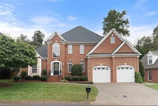 1525 Brockton Ln, Winston Salem, NC 27106