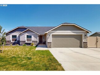 3 Gregory St, Milton-Freewater, OR 97862