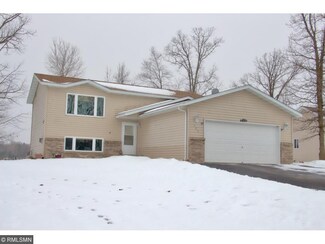 725 Linden St, Isle, MN 56342