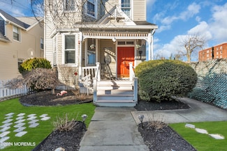 140 Monmouth St, Red Bank, NJ 07701