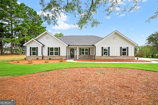 435 Watson Rd, Winder, GA 30680