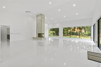4031 Coral Hills Dr, Coral Springs, FL 33065