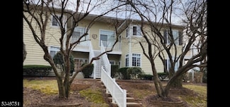 96 Wescott Rd, Bedminster, NJ 07921