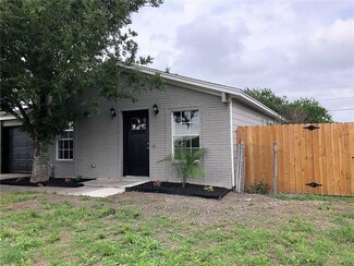 1830 Cliff Maus Dr, Corpus Christi, TX 78416
