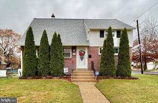 222 N Fellowship Rd, Maple Shade, NJ 08052