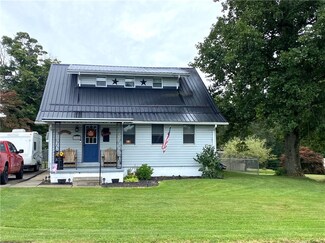 368 Airway Inn Rd, Uniontown, PA 15401