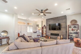 2724 Hope Forest Dr, Las Vegas, NV 89134