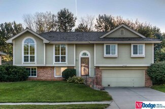 1305 N 156th Ave, Omaha, NE 68118