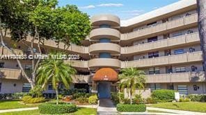 901 Colony Point Cir Unit 217, Pembroke Pines, FL 33026