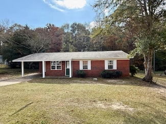 158 Hillcrest Cir, Louisville, MS 39339