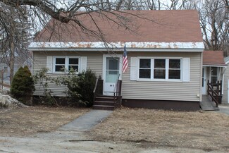 30 1/2 Elm St, Fairfield, ME 04937
