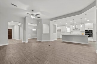 2700 Wallingford Dr, Venus, TX 76084