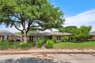 1517 Amherst Dr, Plano, TX 75075