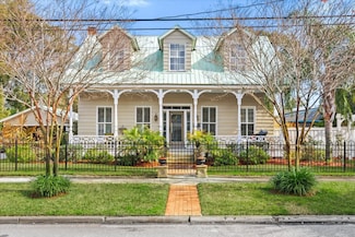 314 S 7th St, Fernandina Beach, FL 32034