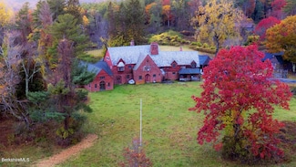 390 Tamaridge Rd, Great Barrington, MA 01230