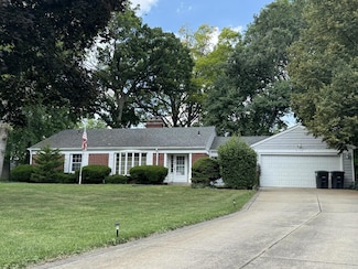 2114 W 3rd Place, Hobart, IN 46342