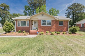 203 Mercer Rd, Jacksonville, NC 28546