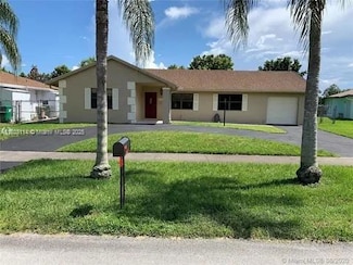 12600 SW 10th Ct, Davie, FL 33325