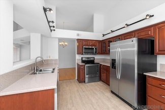 8585 Via Mallorca Unit 20, La Jolla, CA 92037